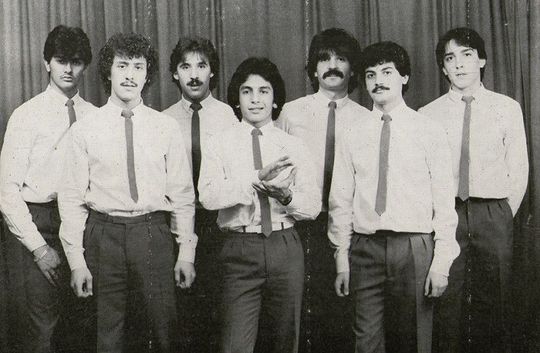 Carlos René w/ RUMBA HISPANO BELGA